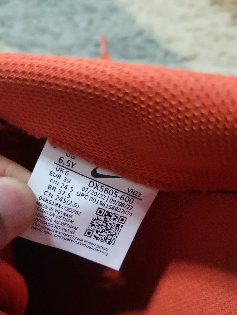 Nike Kids Vibrant Orange Low-Top Sneakers